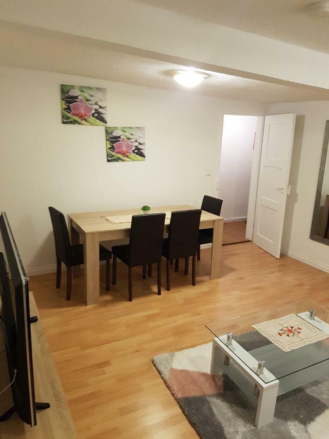 Schoene, Private Wohnungen Aalen Esterno foto